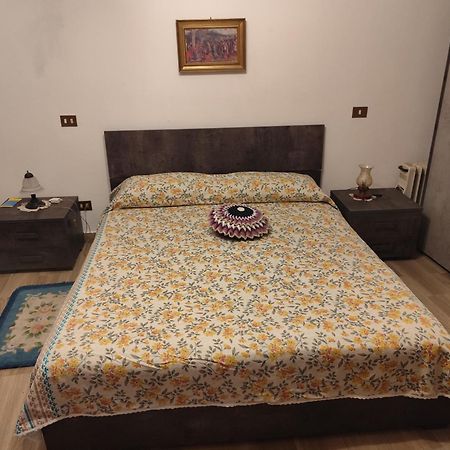 Casa In Antico Borgo Medievale A Tarano Ri, Via Giacomo Leopardi, 15 Βίλα Εξωτερικό φωτογραφία
